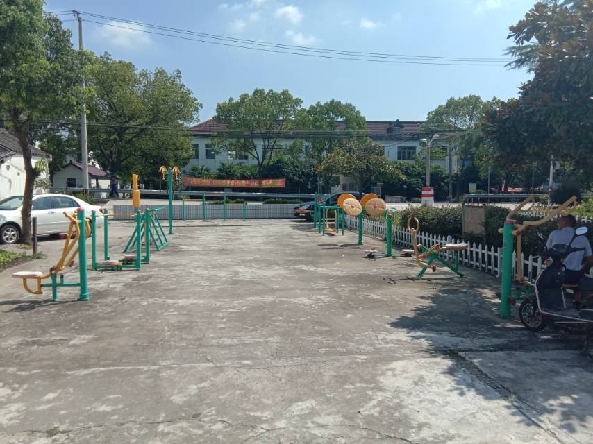 田山莊村（村西）健身點(diǎn)