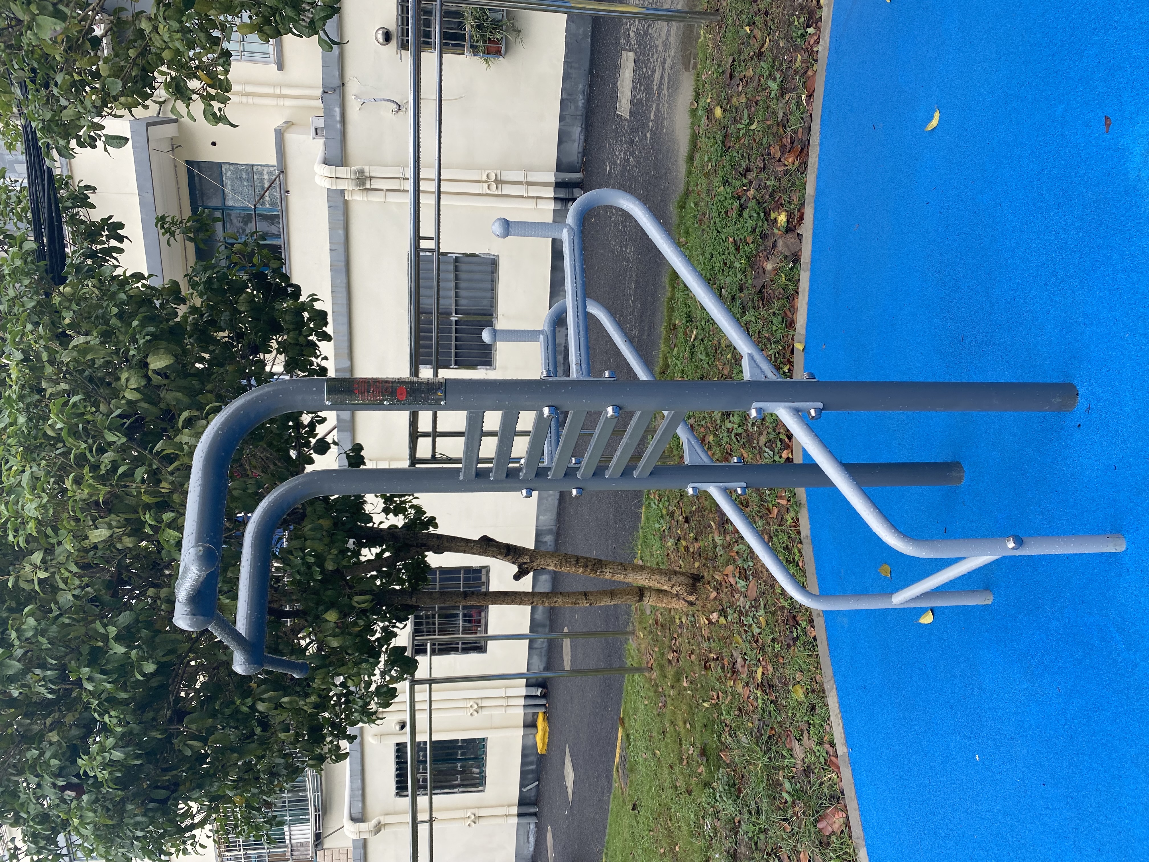 多功能訓(xùn)練器 多功能訓(xùn)練器