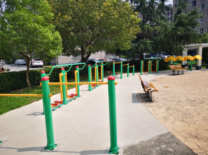 四平居委健身點(diǎn)C