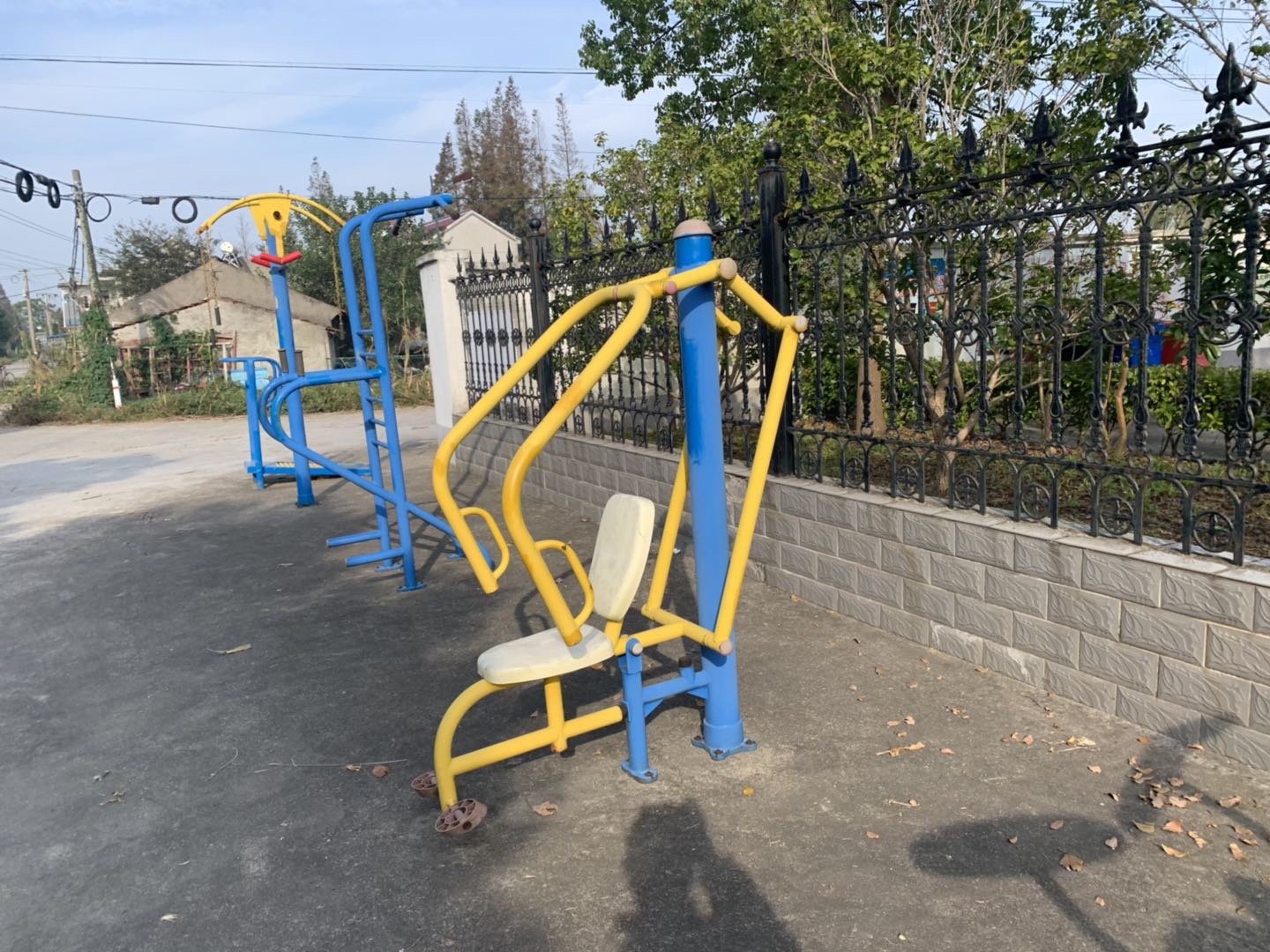 自重推胸器 自重推胸器