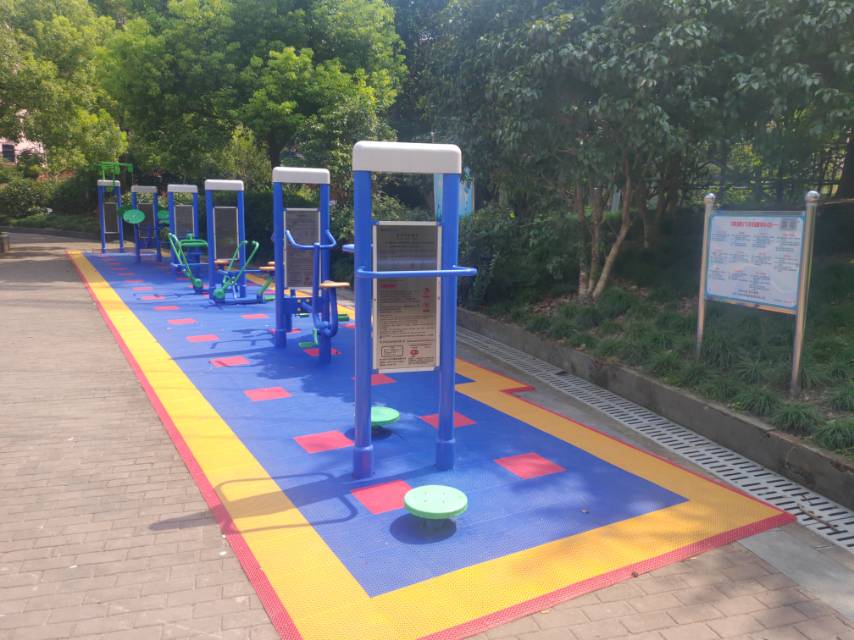 泗塘六村健身點