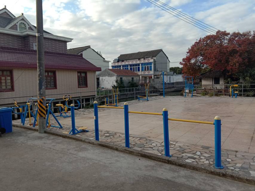 陳行村二隊(duì)健身點(diǎn)