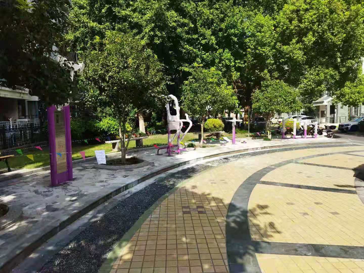 顓橋鎮(zhèn)興銀居委會(huì)健身C點(diǎn)