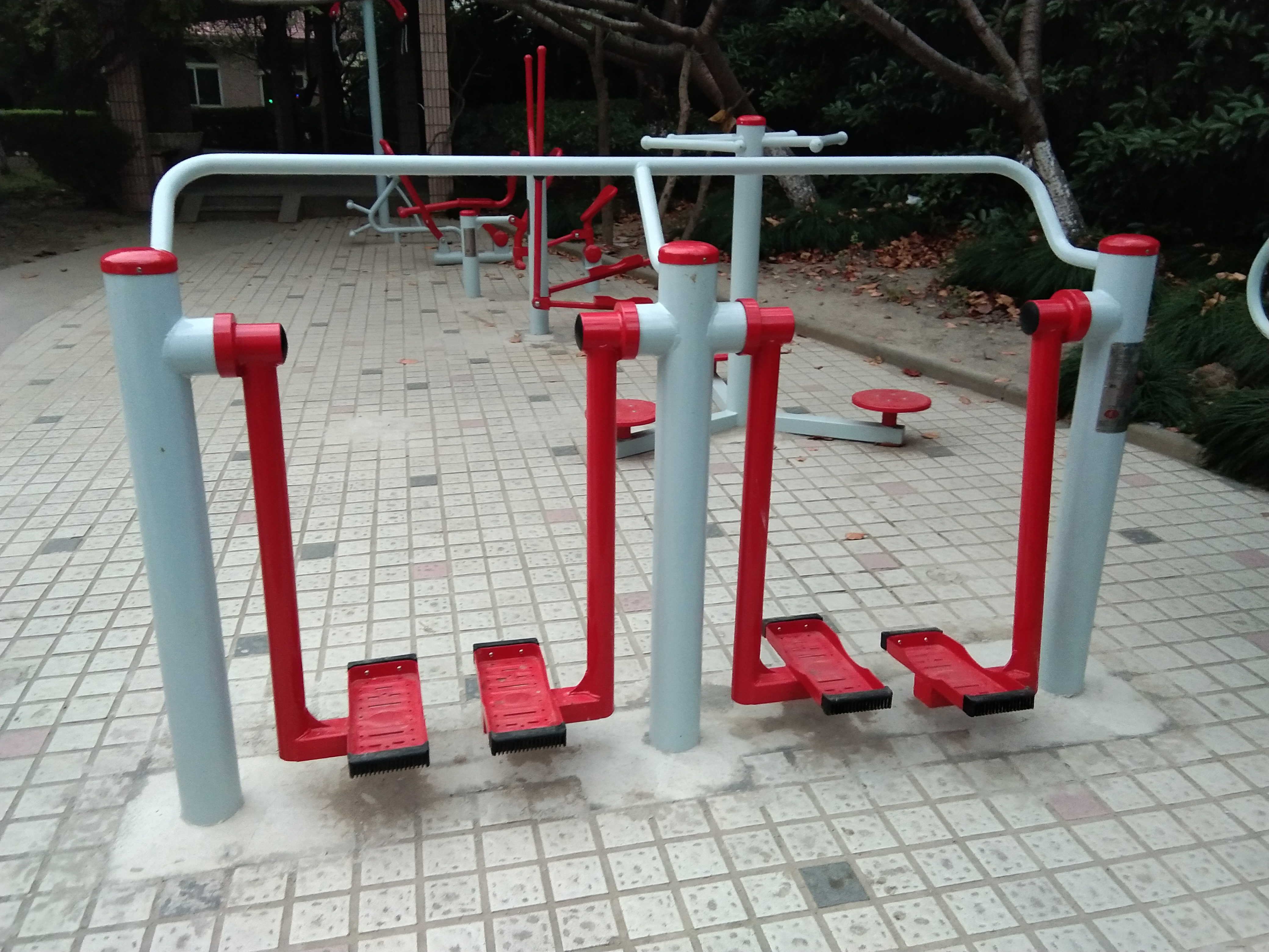 兩聯(lián)漫步機(jī)