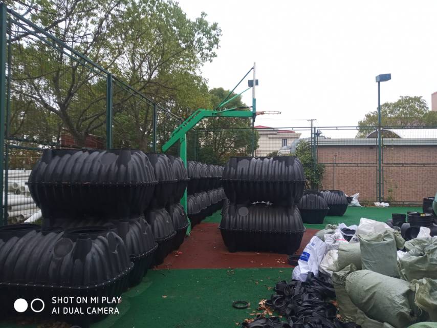 人民村籃球場(chǎng)