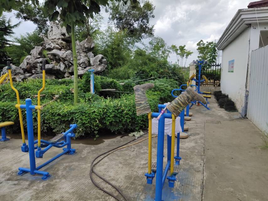 六里村老年活動(dòng)室健身點(diǎn)