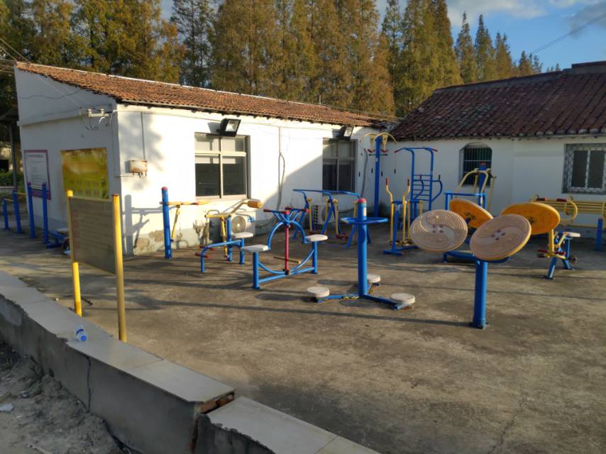 豎新鎮(zhèn)躍進村健身點二