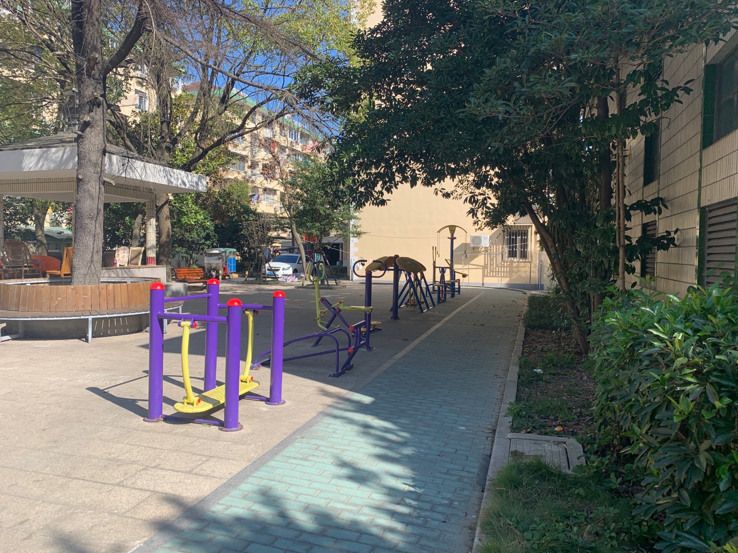 高行鎮(zhèn)東溝二居健身苑點(diǎn)2