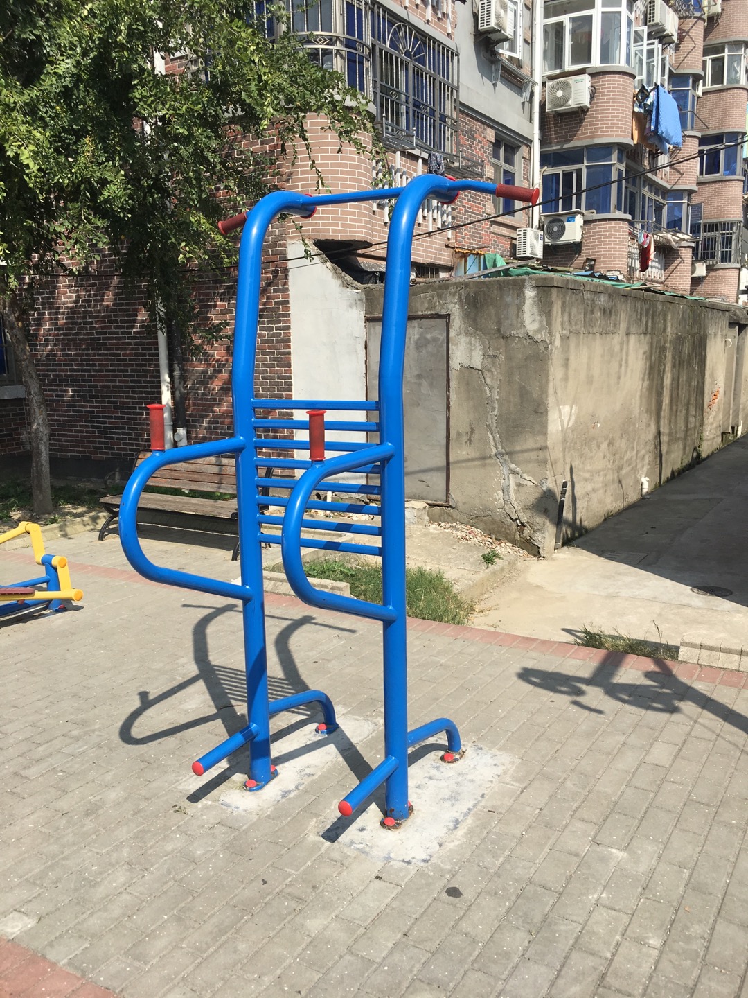 多功能訓(xùn)練器