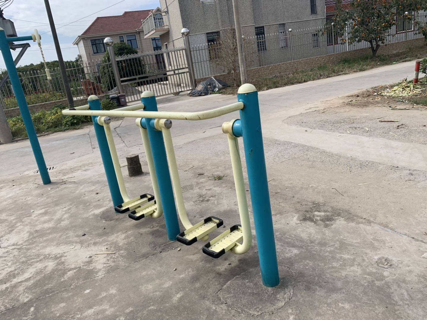 雙位太空漫步機