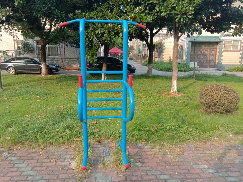 多功能訓(xùn)練器