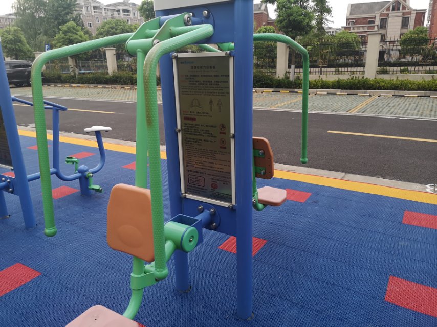 雙立柱推力訓(xùn)練器