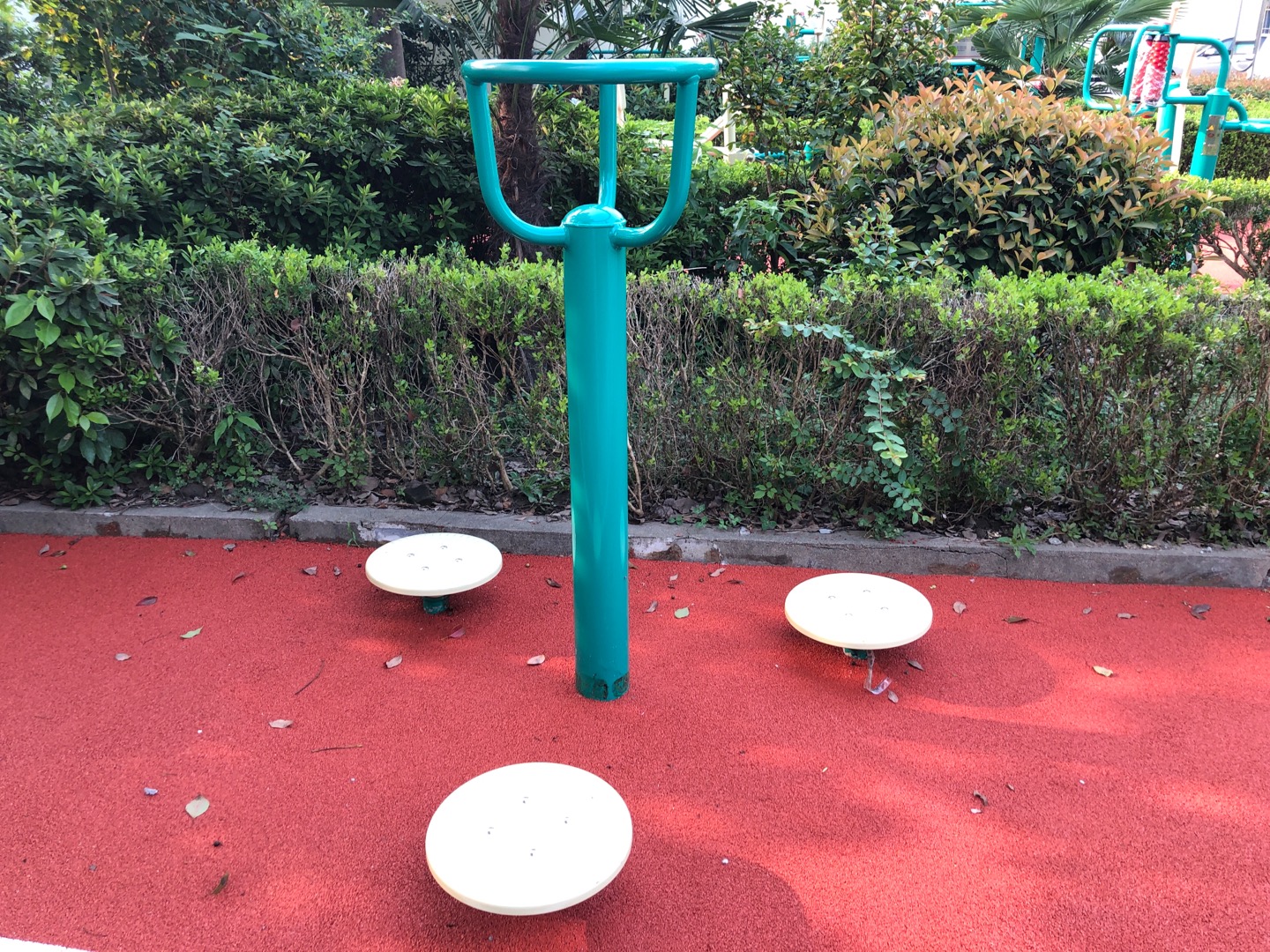 三人轉(zhuǎn)腰器