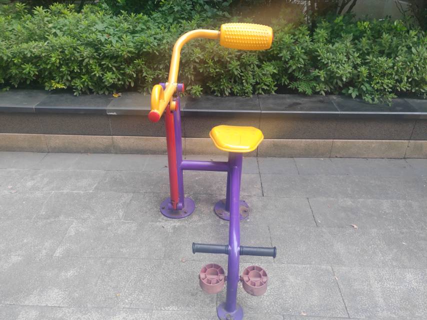 腹背訓(xùn)練器