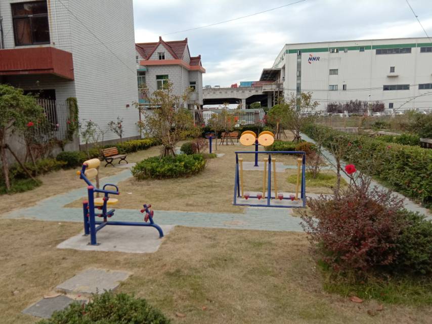 營(yíng)前村7組王家宅10號(hào)西健身路徑