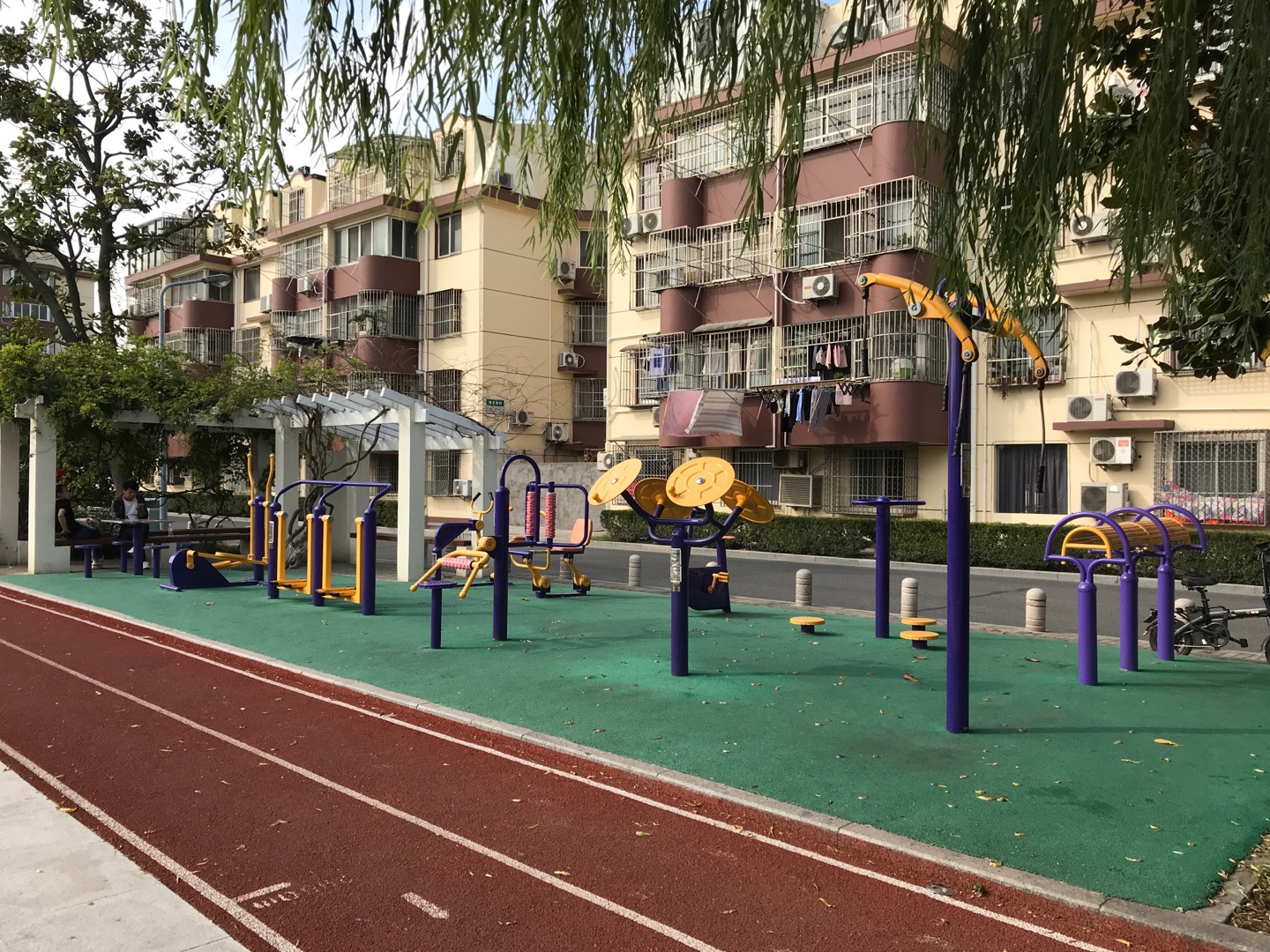 東方社區(qū)建身點2