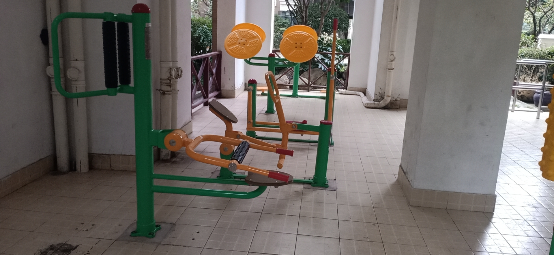 錦繡江南居委怡然居小區(qū)健身點(diǎn)