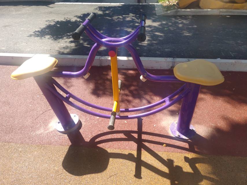 下肢康復(fù)器