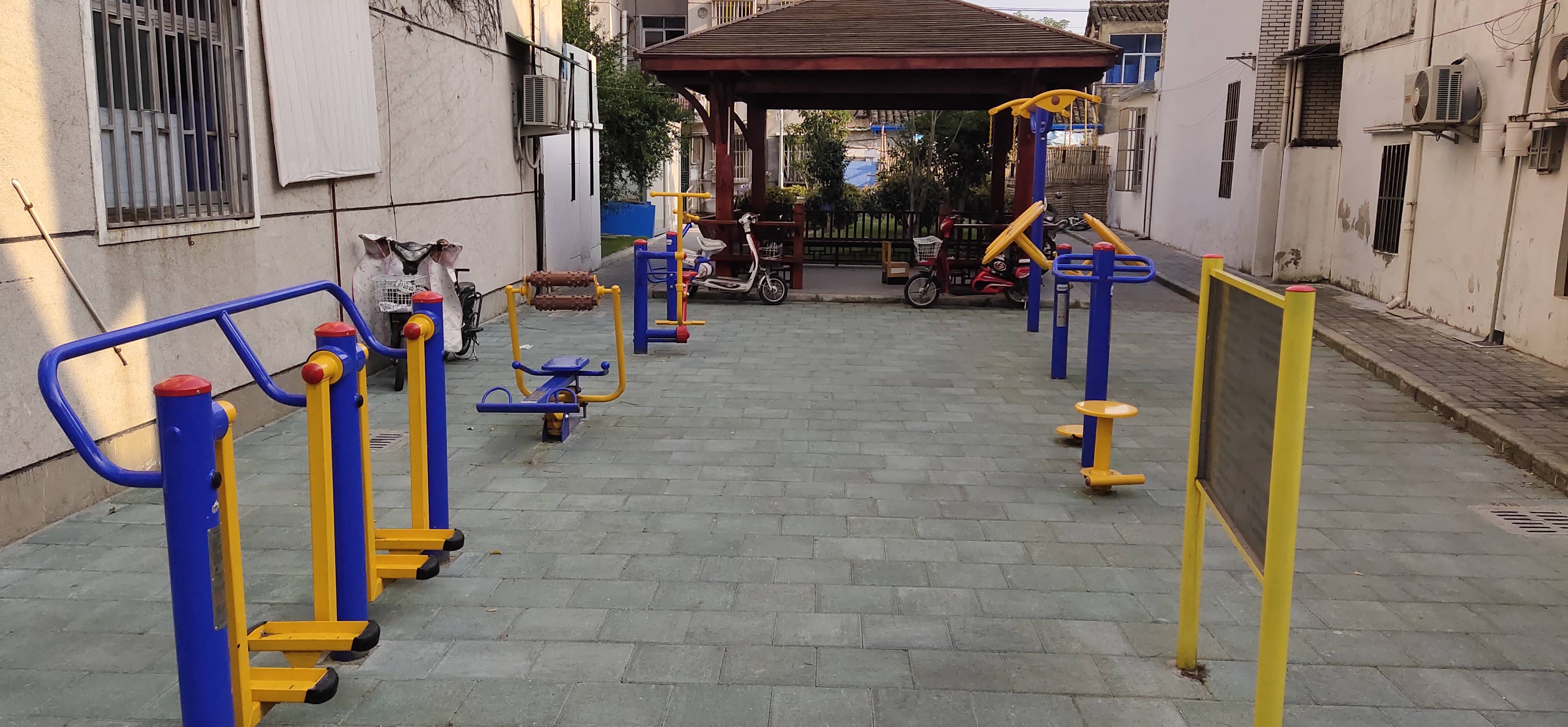 東西巷街79弄健身點(diǎn)