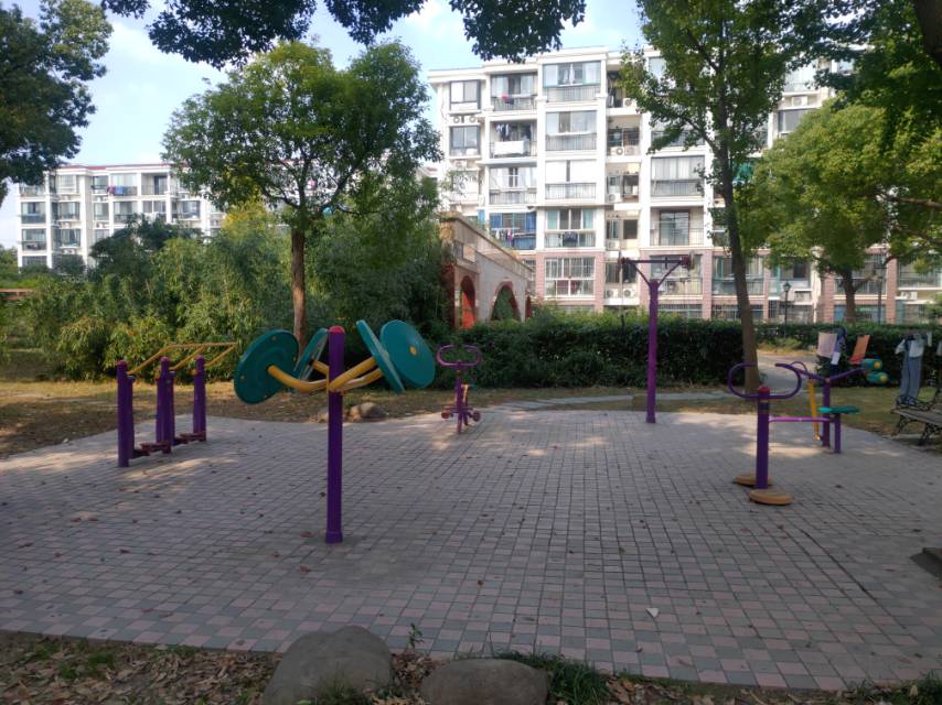 凌六居委市民益智健身苑點