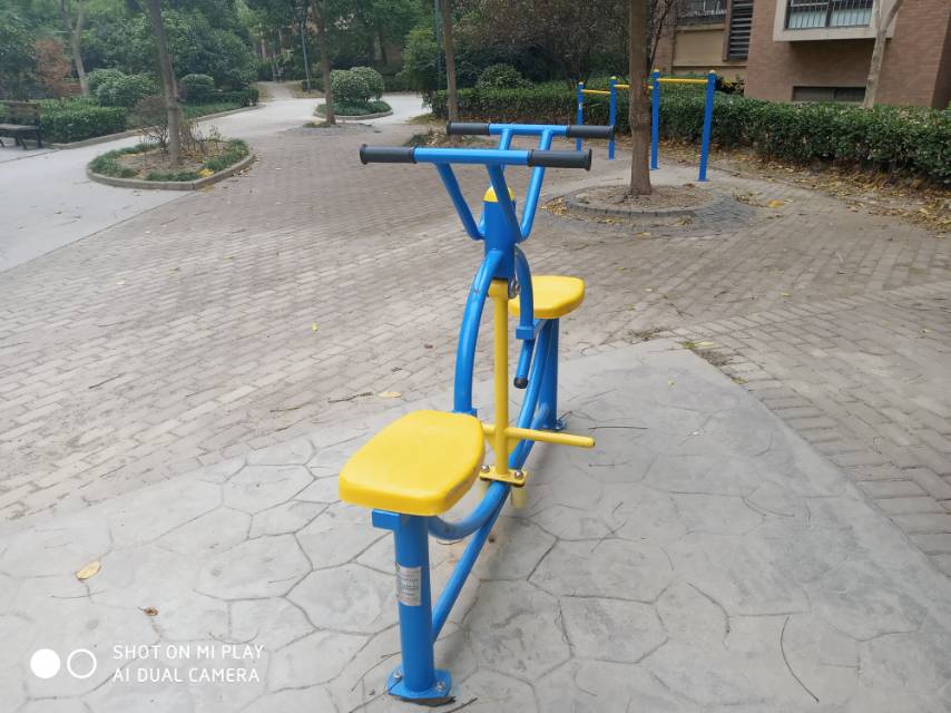 下肢康復(fù)器