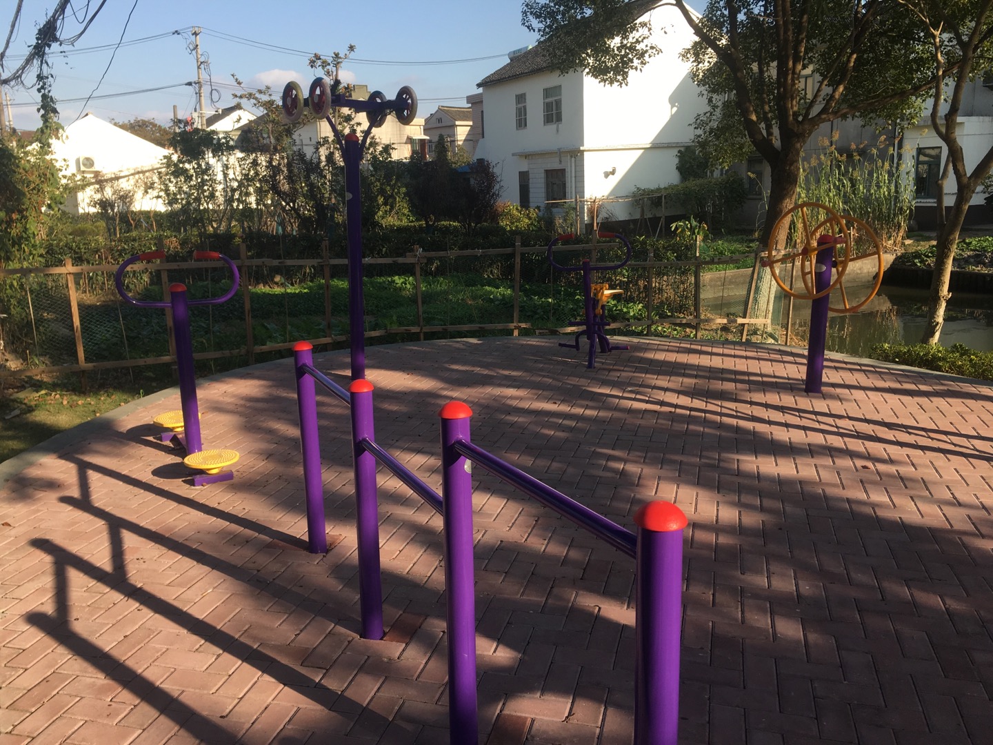 躍豐村2隊健身點