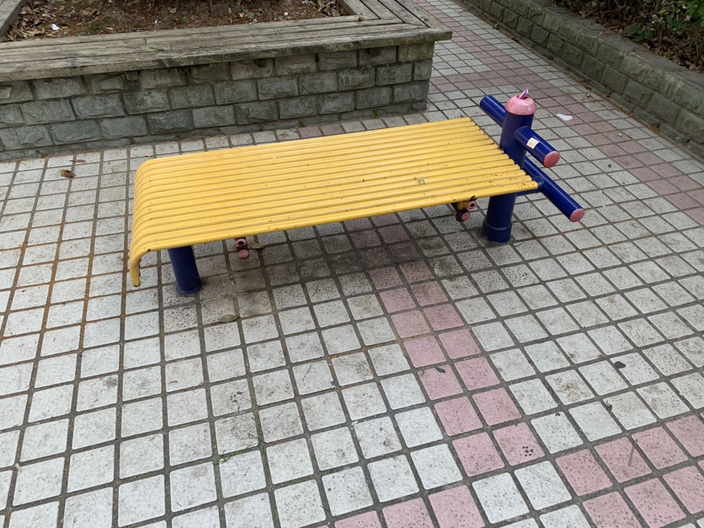 仰臥起平臺(tái)