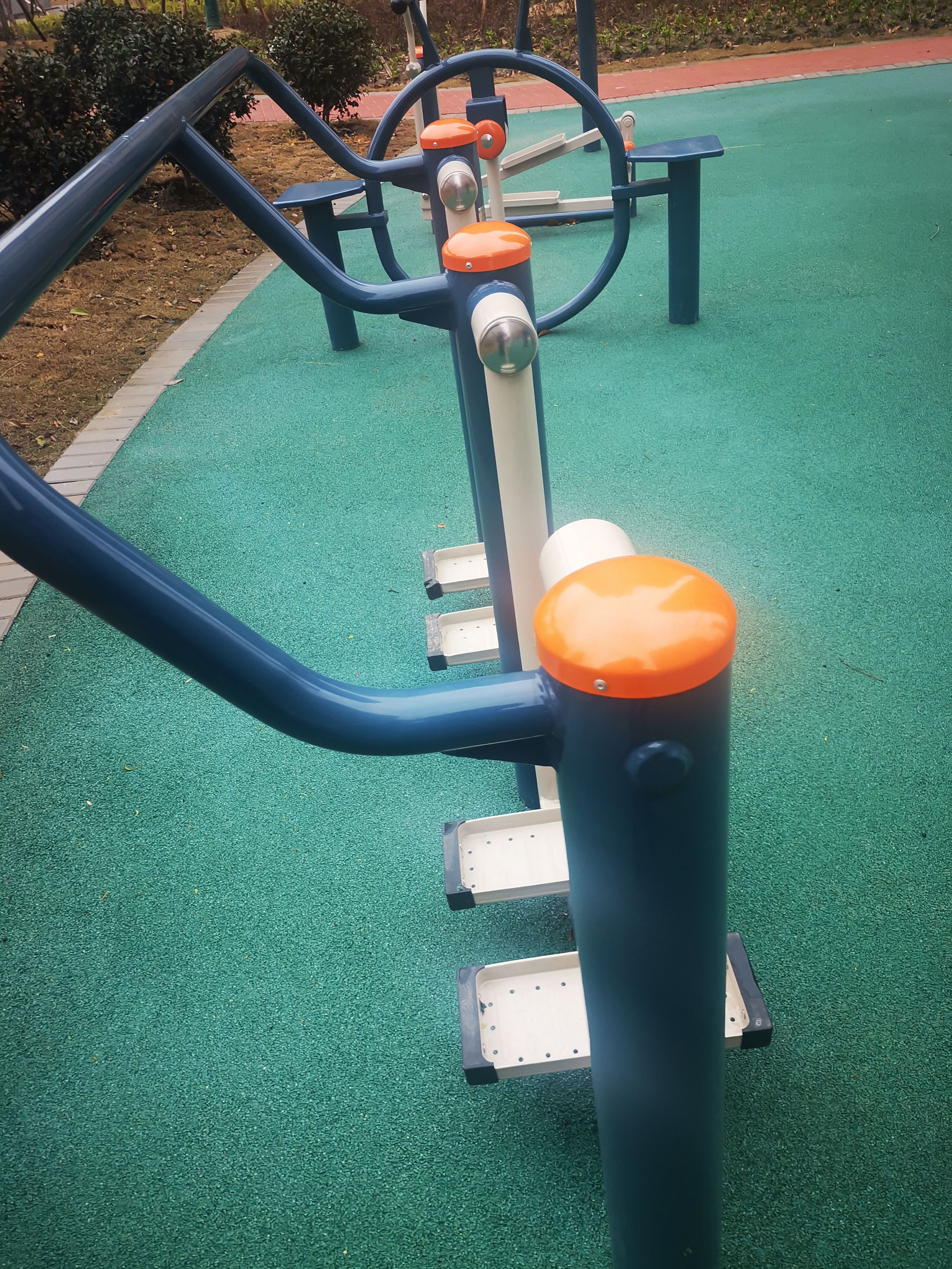 二位太空漫步機