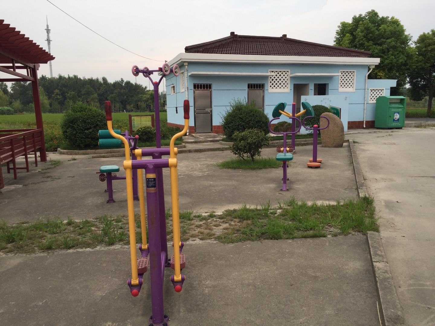 塘灣村湯家健身點