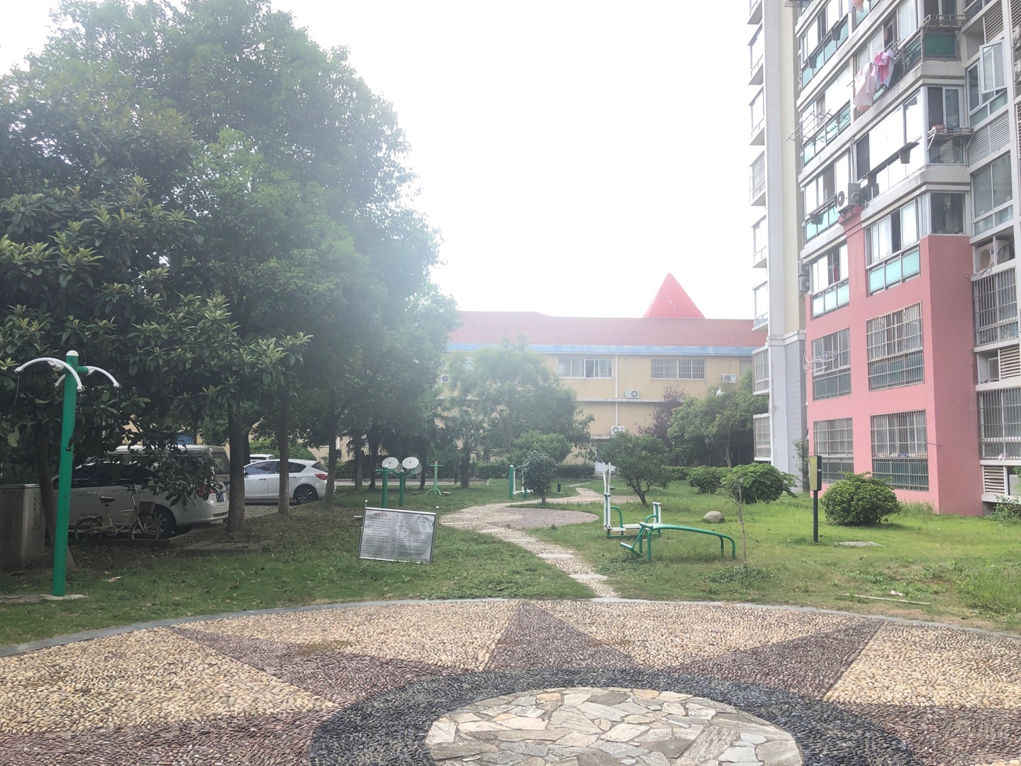 海云居委會健身點