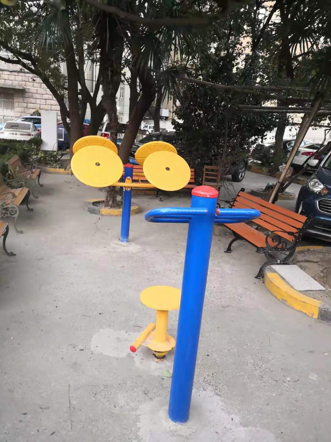 靜安區(qū)芷江西路街道光華坊居委健身點(diǎn)（永興路525弄）