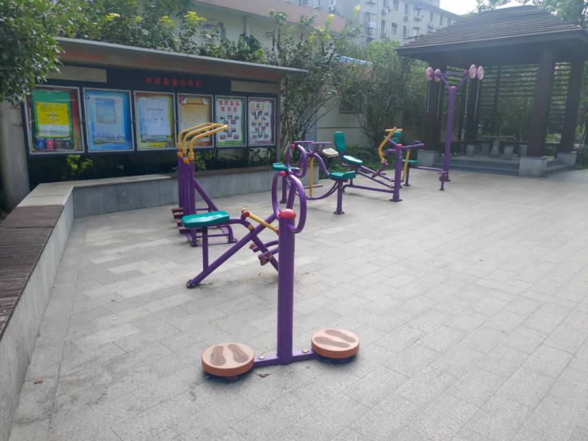 泗塘五村二居委健身點