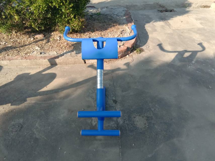 背肌訓(xùn)練器