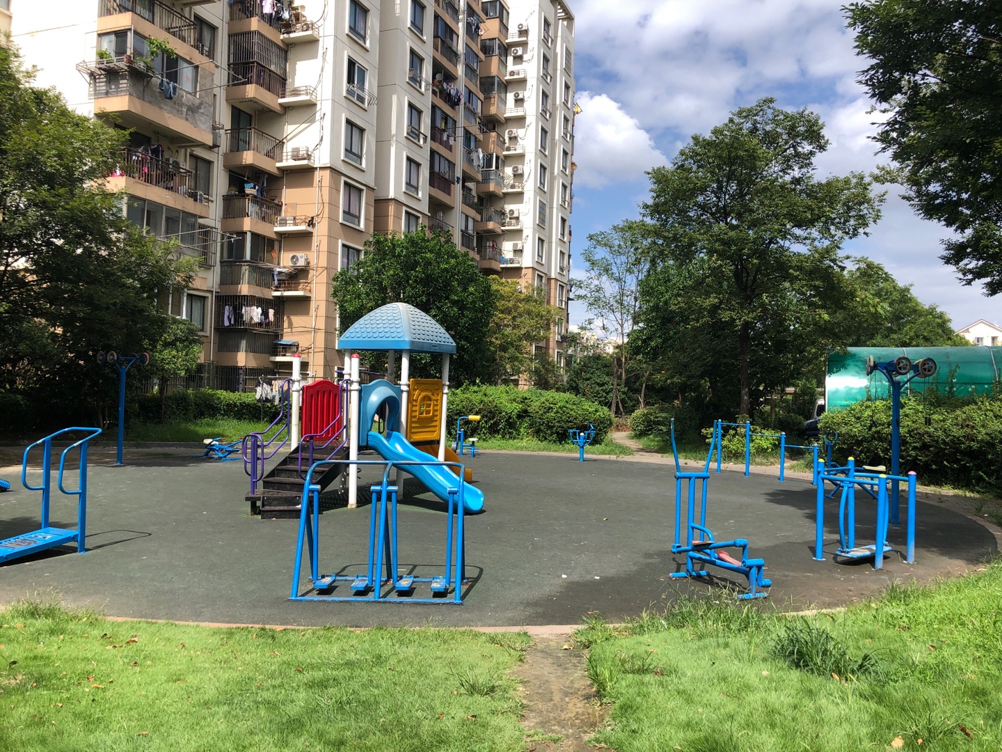 城杰苑健身點(diǎn)