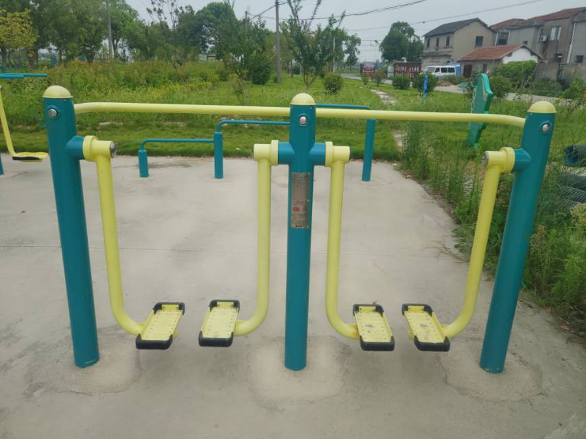 雙位太空漫步機(jī)