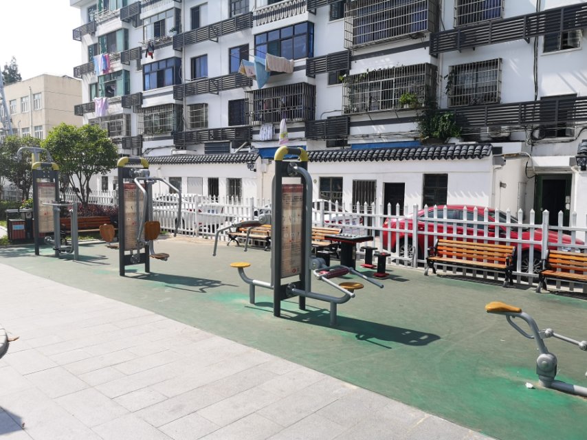 青城路微公園益智健身點