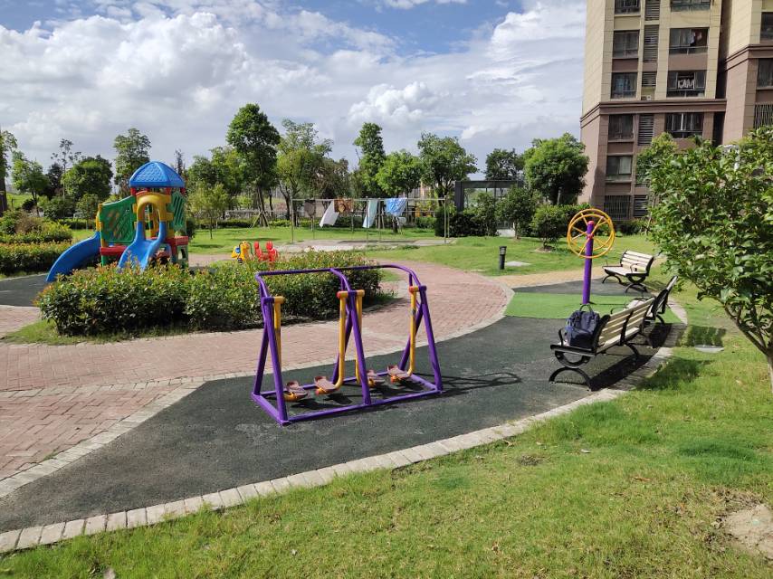 嘉筱社區(qū)勝悅嘉苑119弄健身點