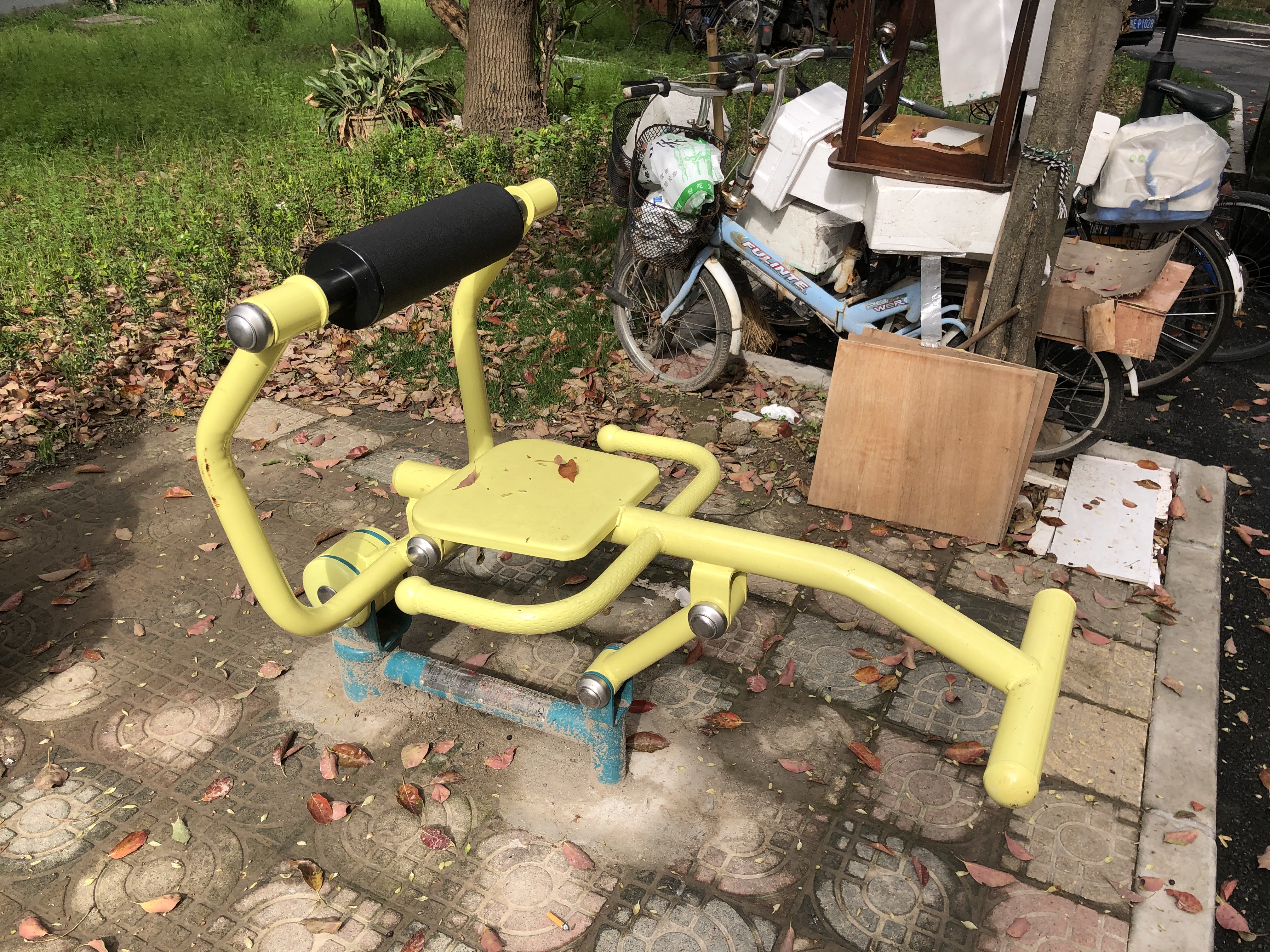 天一二居委健身點(diǎn)2