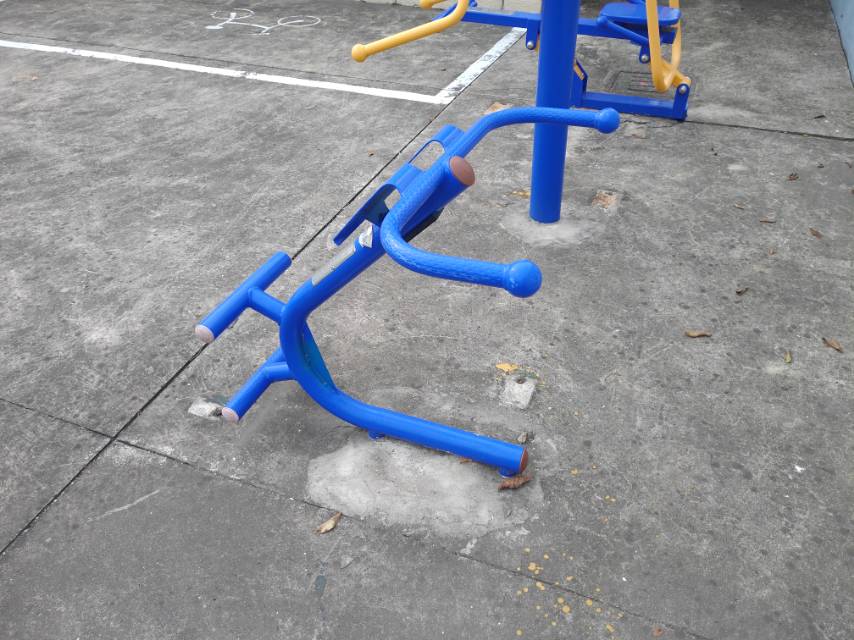 背肌訓(xùn)練器