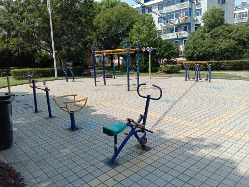 天山新村健身點(diǎn)