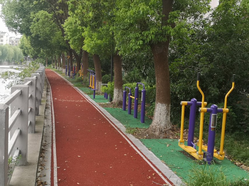 龍威社區(qū)云湖公寓健身點(diǎn)