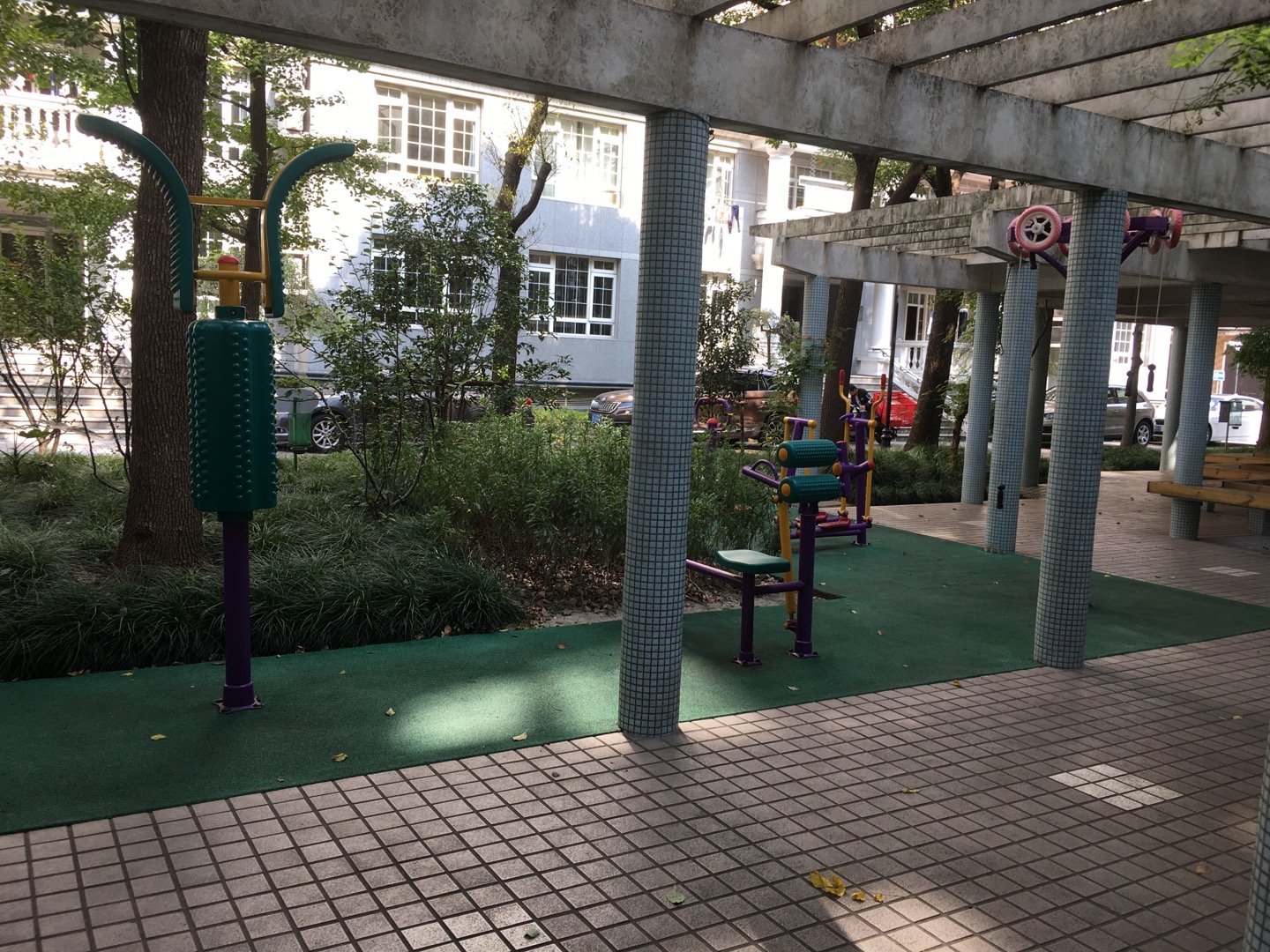 虹景家苑健身點