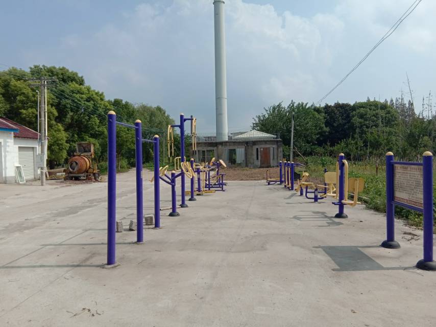 堡鎮(zhèn)財(cái)貿(mào)村石橋2隊(duì)倉(cāng)庫(kù)健身點(diǎn)