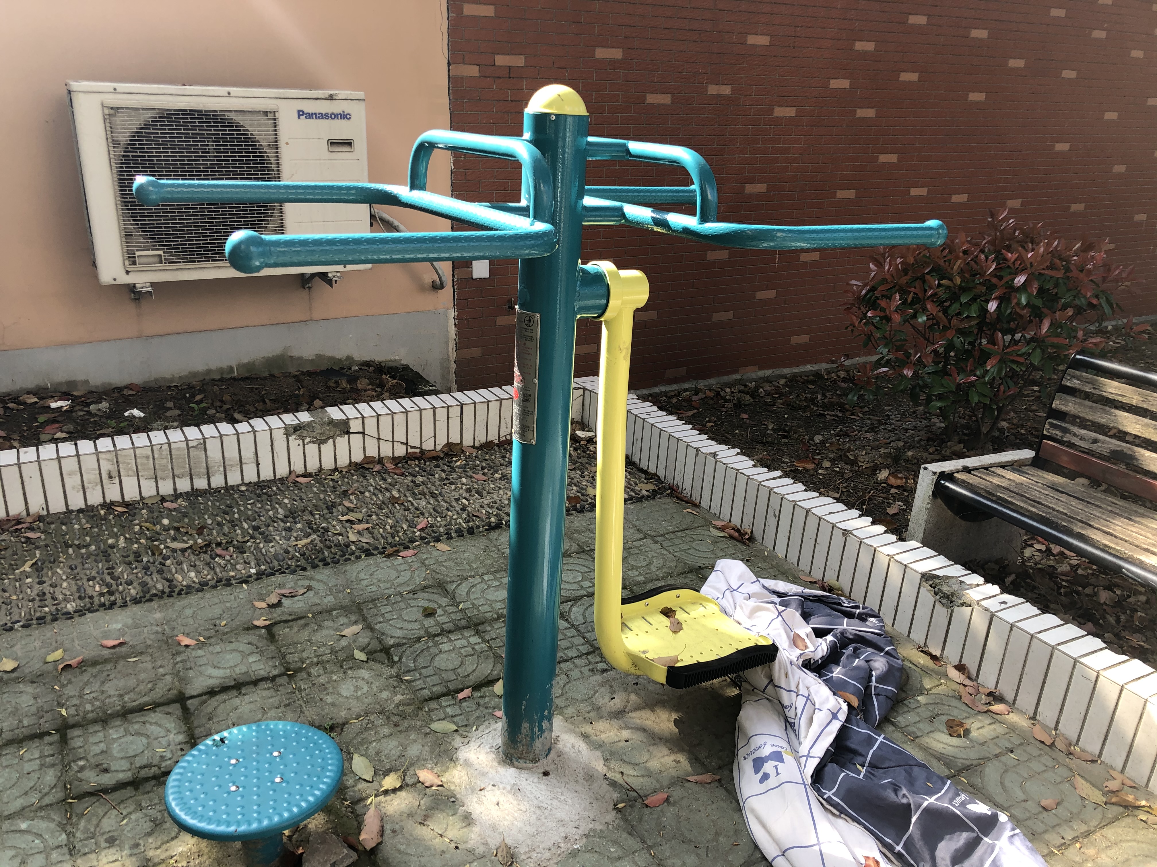 錦安東路593弄健身點(diǎn)