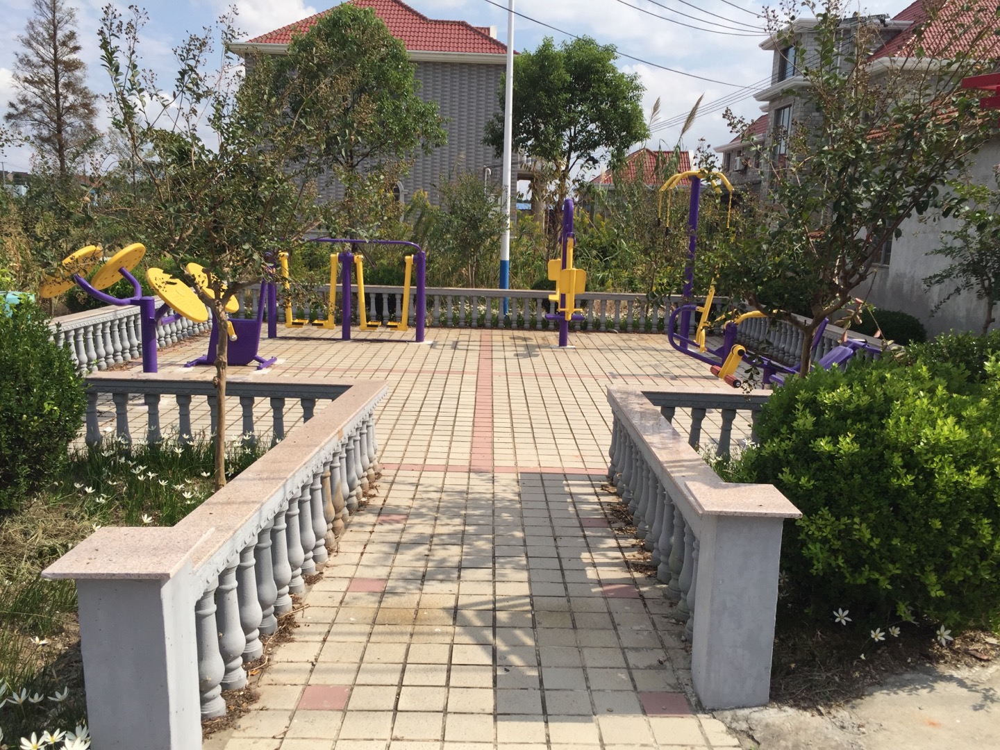 新北村九組健身點