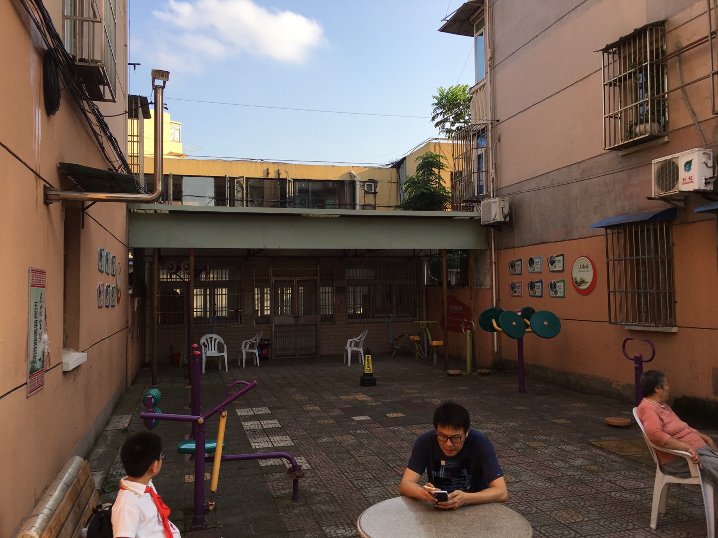 密山二村健身點      1