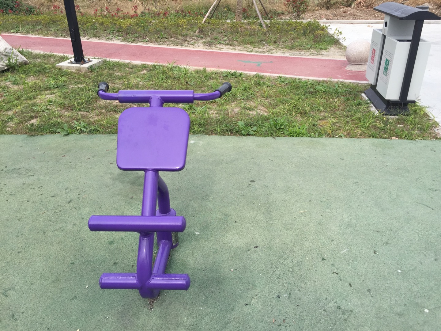 背肌訓(xùn)練器