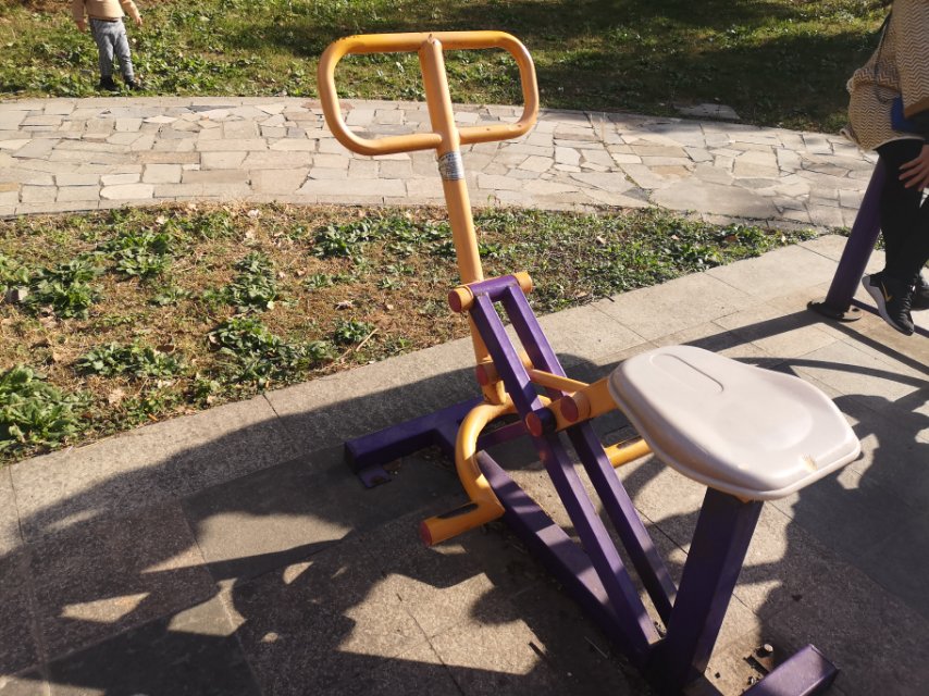 單人健騎機(jī)