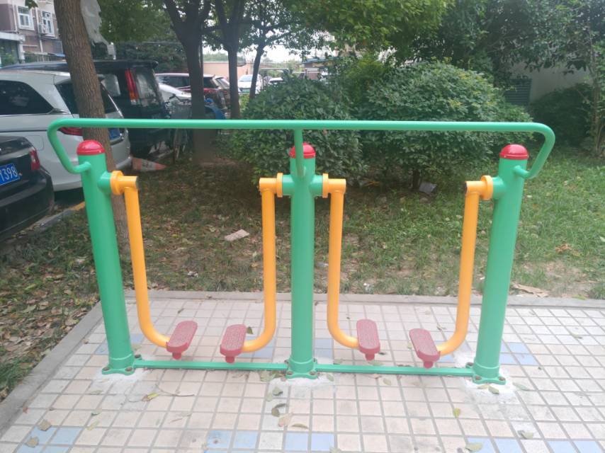 兩聯(lián)漫步機(jī) 兩聯(lián)漫步機(jī)