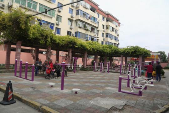 金塔二村健身點